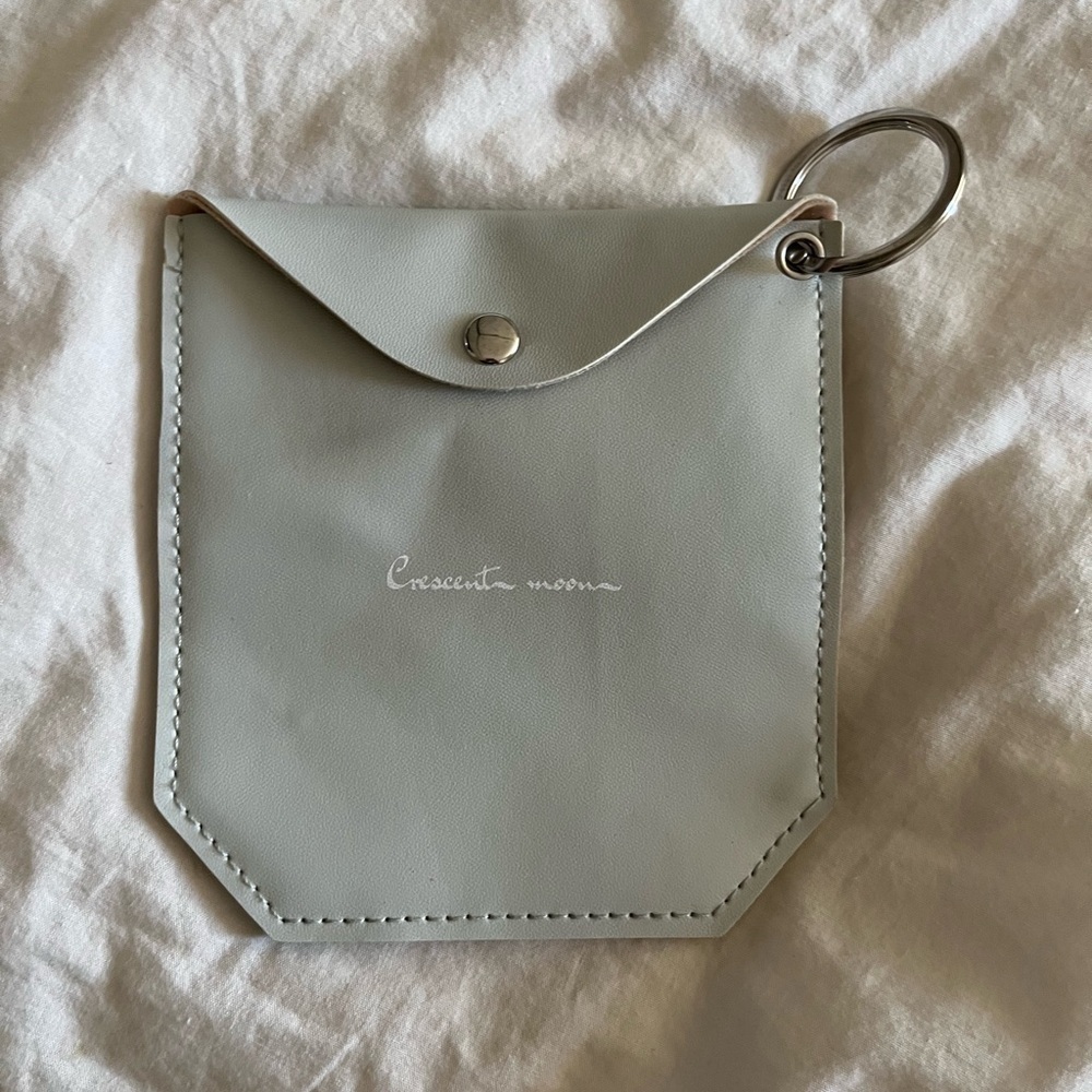 (CRESENT MOON) key chain charm wallet - Picture 1 of 4